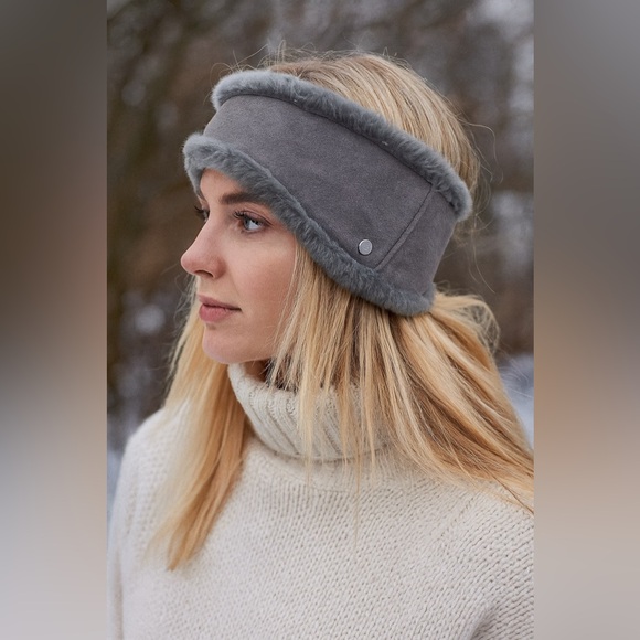 UGG Reversible Leather and Shearling Headband Ear Muff Brand New! Gray - Picture 6 of 14